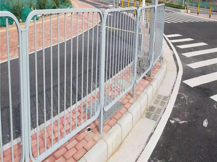 望花港式道路护栏